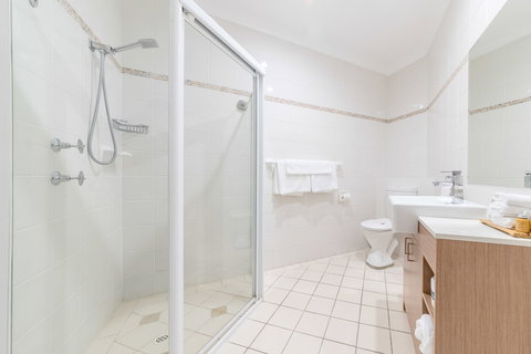 Terrigal Sails Serviced Apartments - Sunshine Coast Tourism 4