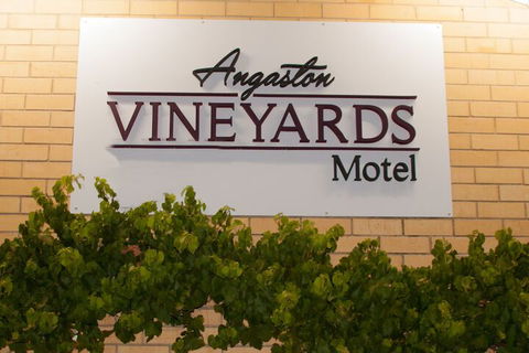 Angaston Vineyards Motel - Holiday Sunshine Coast 5