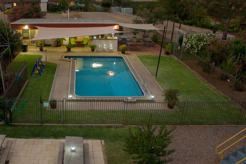Angaston Vineyards Motel - Holiday Sunshine Coast 7