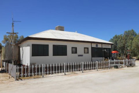 Hamelin Pool Caravan Park - Sunshine Coast Tourism 0