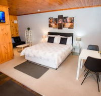 Seppelts View Cabins - Holiday Sunshine Coast