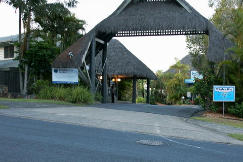 Pandanus Palms Holiday Resort - Holiday Sunshine Coast 3
