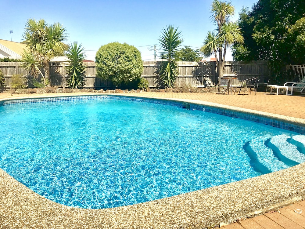  Sunshine Coast Tourism