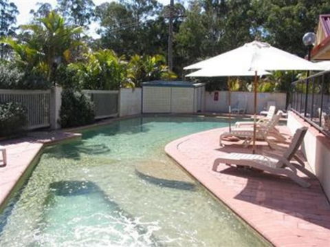 Nelson Bay Breeze Holiday Apartments - Sunshine Coast Tourism 2