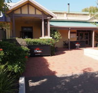 Dongara Hotel Motel - Holiday Sunshine Coast