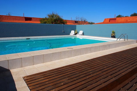 Dongara Hotel Motel - Sunshine Coast Tourism 1