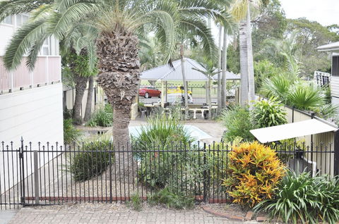 Alexandra Park Motor Inn - Sunshine Coast Tourism 3