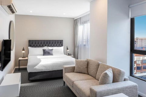 Meriton Suites Kent Street, Sydney - Holiday Sunshine Coast 6
