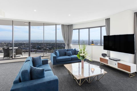 Meriton Suites Kent Street, Sydney - Holiday Sunshine Coast 7