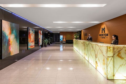 Meriton Suites Campbell Street, Sydney - Holiday Sunshine Coast 5