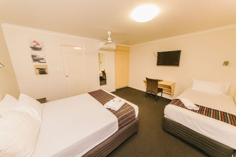 Citywalk Motor Inn - Holiday Sunshine Coast 3