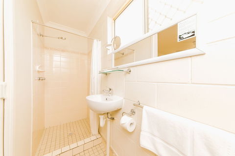 Citywalk Motor Inn - Holiday Sunshine Coast 5