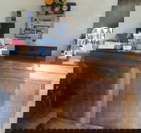 Best Western Colonial Village Motel - Holiday Sunshine Coast