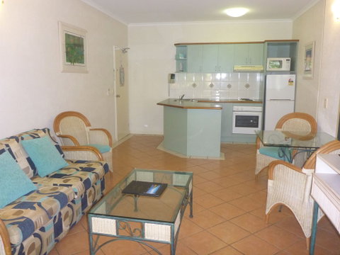 Palm Cove Tropic Apartments - Holiday Sunshine Coast 3