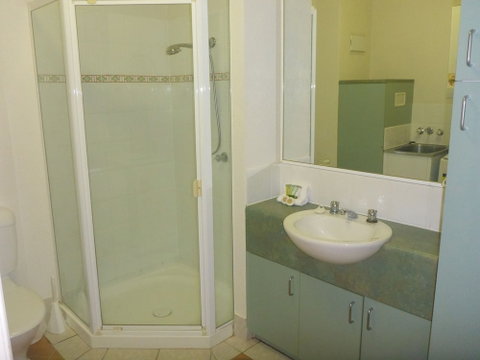 Palm Cove Tropic Apartments - Holiday Sunshine Coast 5