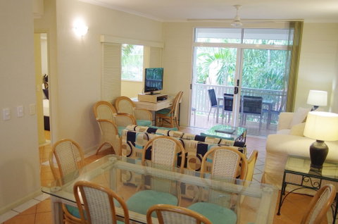 Palm Cove Tropic Apartments - Holiday Sunshine Coast 1