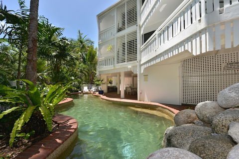 The White House Port Douglas - Sunshine Coast Tourism 1