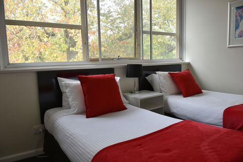 Apartments On Flemington - Holiday Sunshine Coast 4