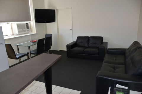 Apartments On Flemington - Holiday Sunshine Coast 2