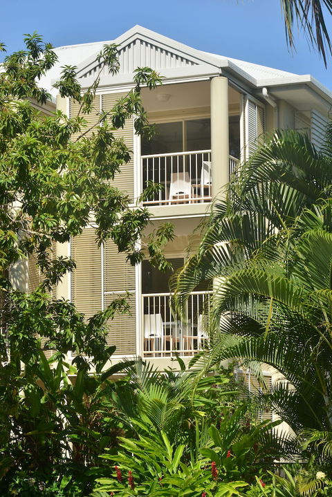 Port Douglas Apartments - Sunshine Coast Tourism 4
