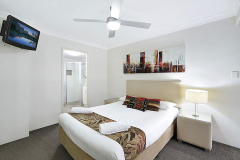 Atrium Resort - Holiday Sunshine Coast 5