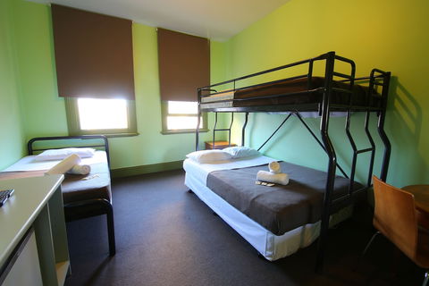 Sydney Central Inn - Hostel - Holiday Sunshine Coast 3