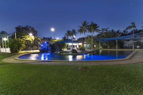 Nimrod Resort Apartments - Sunshine Coast Tourism 6