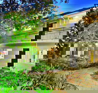 Brighton Serviced Apartments - Holiday Sunshine Coast