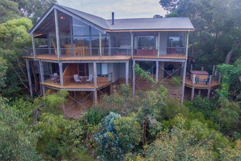 HideAway Haven - Holiday Sunshine Coast 0