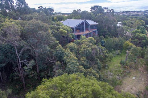 HideAway Haven - Holiday Sunshine Coast 1