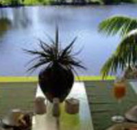 Alexander Lakeside Bed  Breakfast - Sunshine Coast Tourism