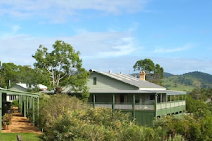 Downsfield QLD Holiday Sunshine Coast