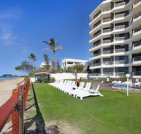 Spindrift on the Beach - Sunshine Coast Tourism