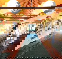 Mossman Motel Holiday Villas - Sunshine Coast Tourism