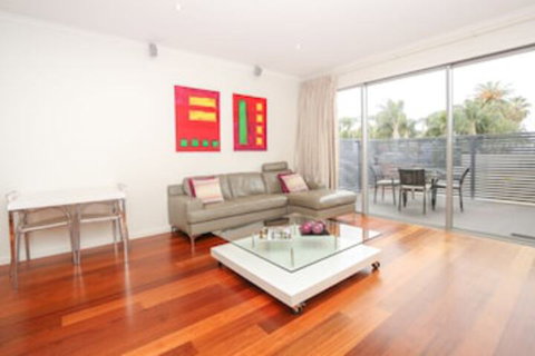 Indulge Apartments Langtree - Sunshine Coast Tourism 0