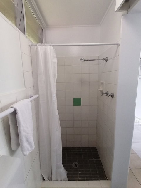 Hoey Moey Backpackers - Hostel - Holiday Sunshine Coast 2