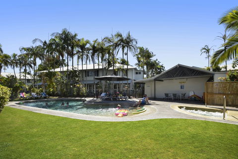 Coco Bay Resort - Sunshine Coast Tourism 1