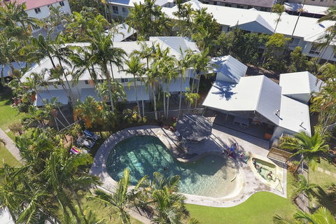 Coco Bay Resort - Sunshine Coast Tourism 2