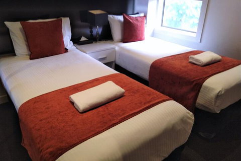 Apartments On Chapman - Sunshine Coast Tourism 1