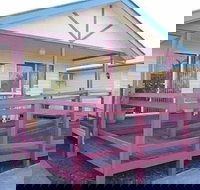 Dolphin Sands Holiday Villas - Holiday Sunshine Coast