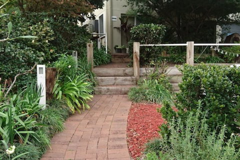 Nelson Bay Bed & Breakfast - Sunshine Coast Tourism 1