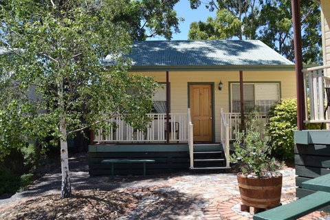 Avoca Cottages - Holiday Sunshine Coast 1