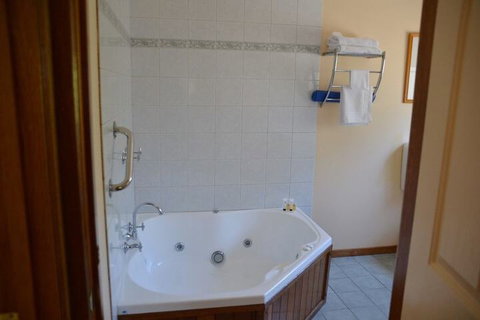 Avoca Cottages - Holiday Sunshine Coast 3