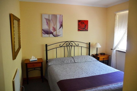 Avoca Cottages - Holiday Sunshine Coast 4