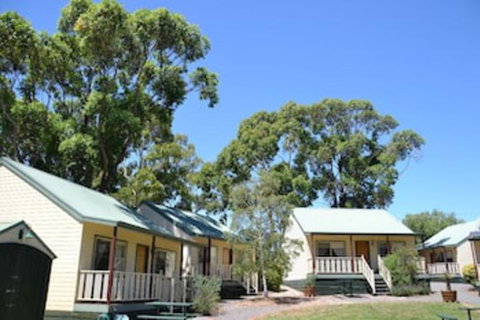 Avoca Cottages - Holiday Sunshine Coast 0