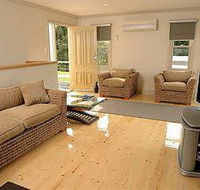 Ballarat Miners Cottages - Sunshine Coast Tourism