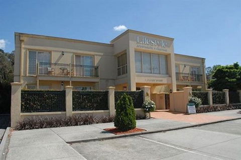 Lifestyle Apartments At Ferntree - Holiday Sunshine Coast 3