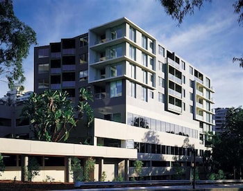 Wyndel Apartments - Harbour Watch - Holiday Sunshine Coast 0