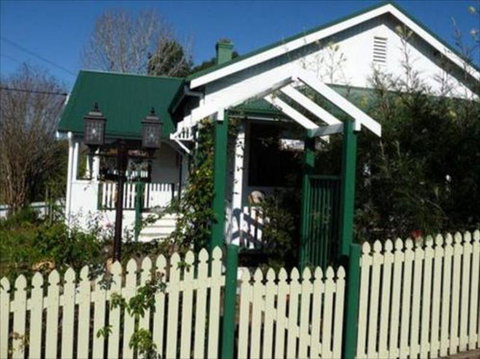 A Room With A View Bed & Breakfast - Holiday Sunshine Coast 4