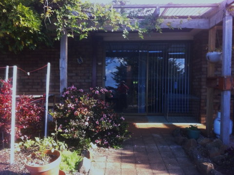 Blueberry B & B - Sunshine Coast Tourism 0